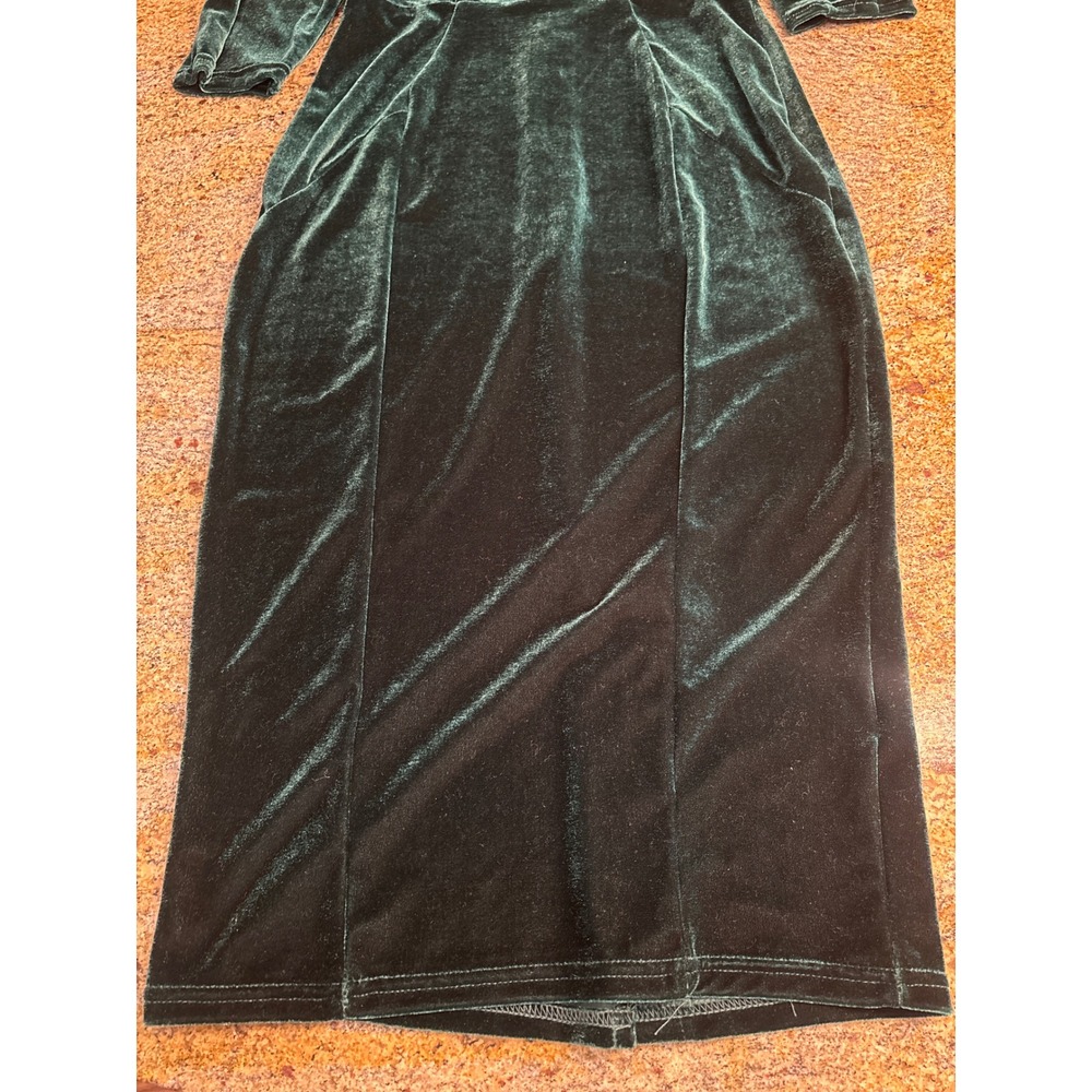 Unique Vintage Emerald Green Velvet Midi Dress 3/4 Sleeve Scoop Neck Size M 6-8 - Picture 2 of 9